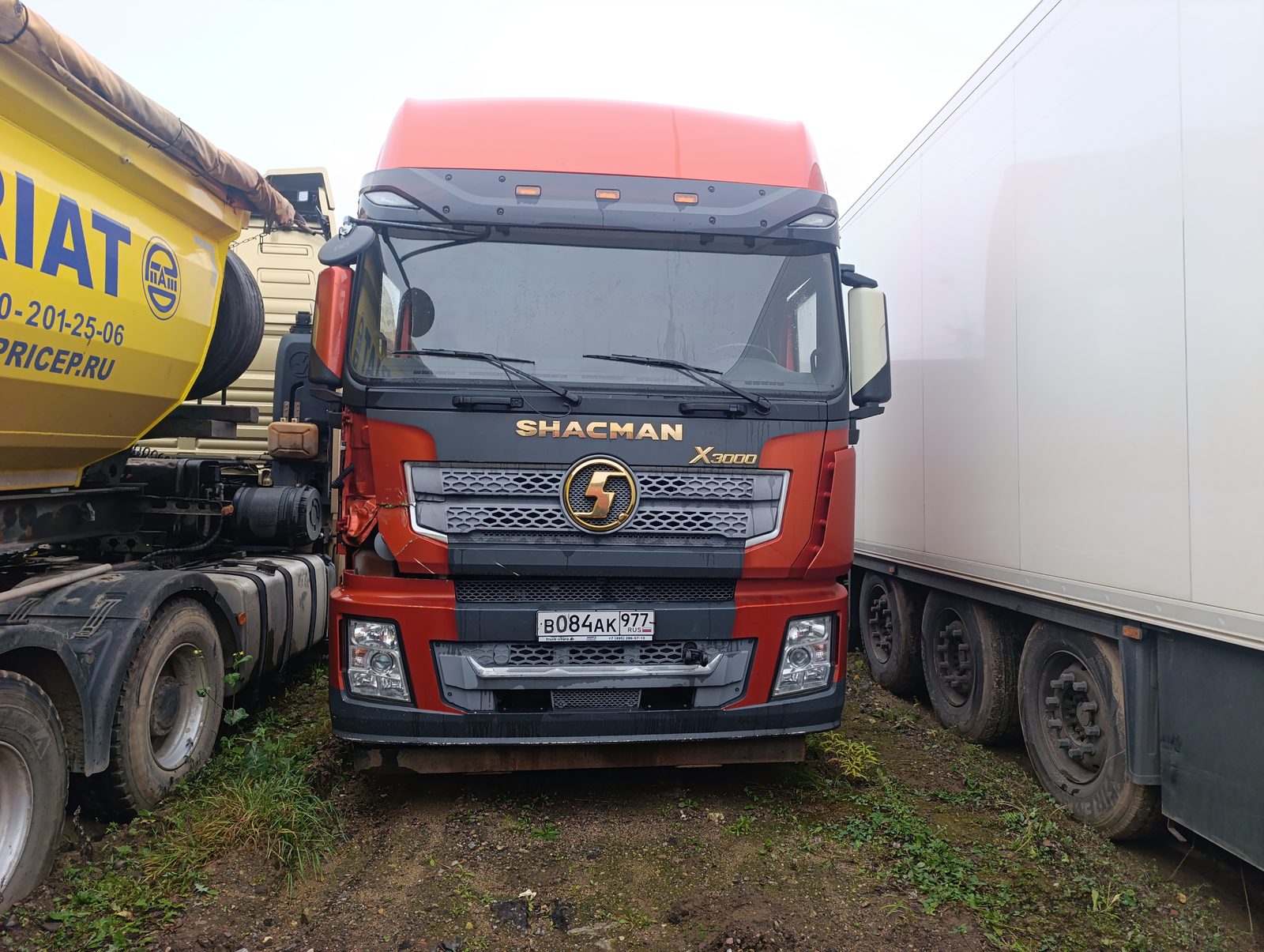 Shacman SX* 6x4 Седельный тягач