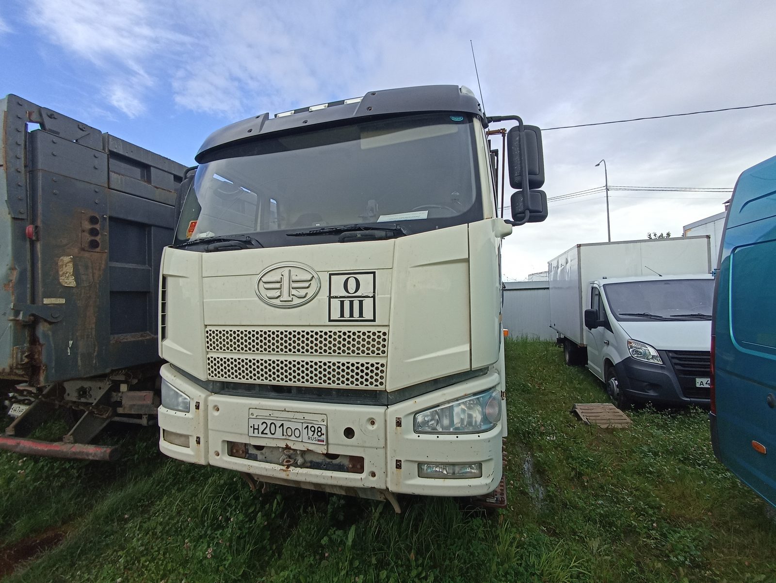 FAW J6 8x4 Самосвал