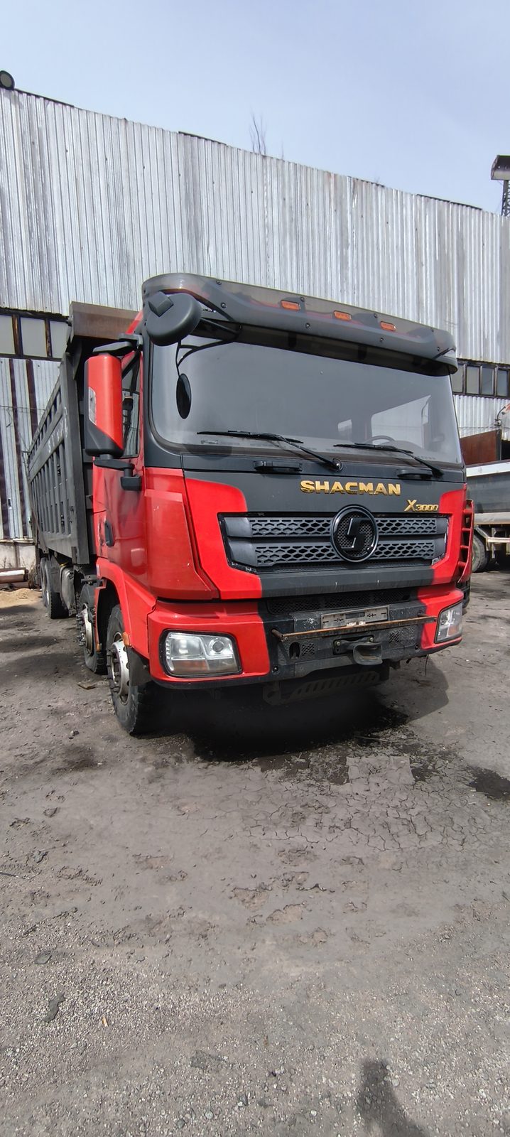 Shacman SX* 8x4 Самосвал