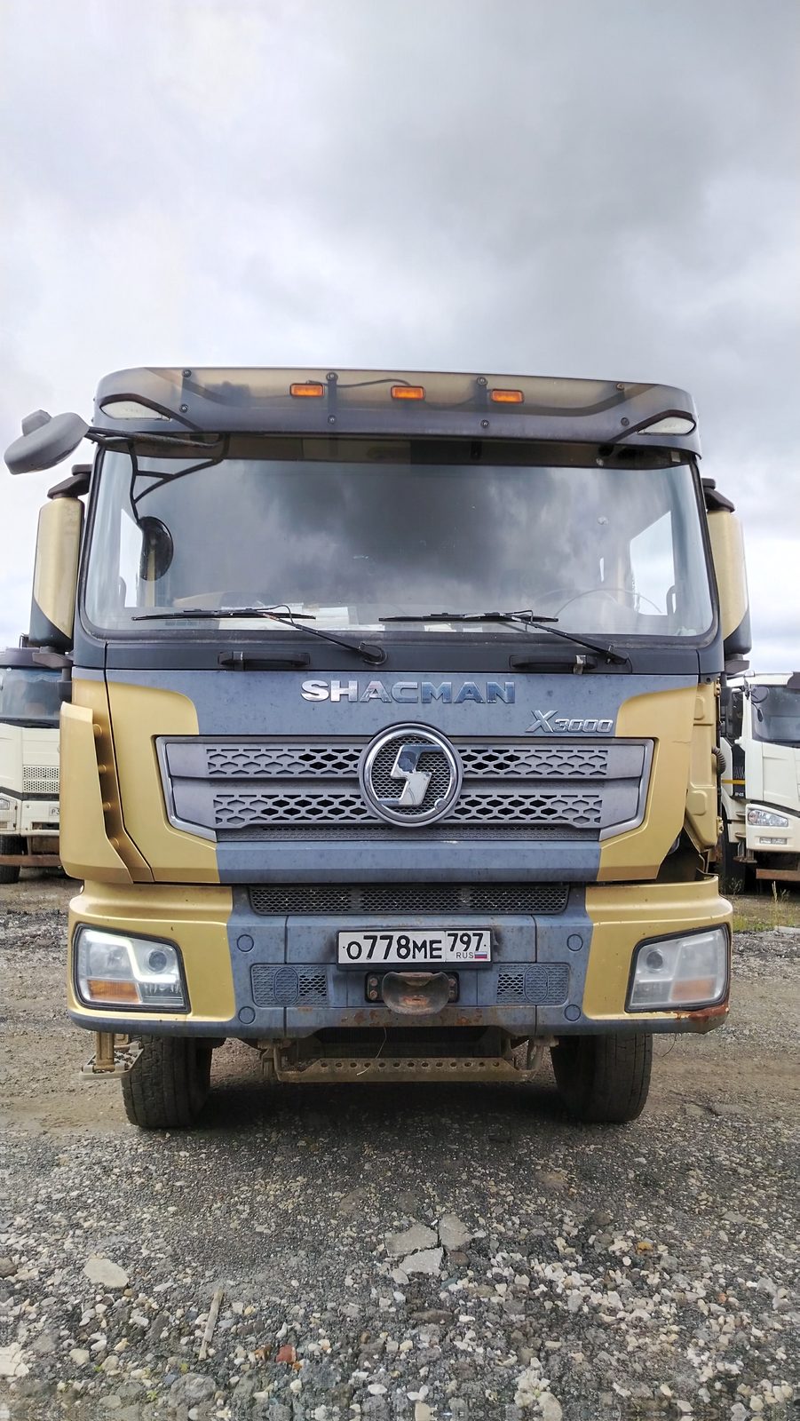 Shacman SX* 6x4 Седельный тягач