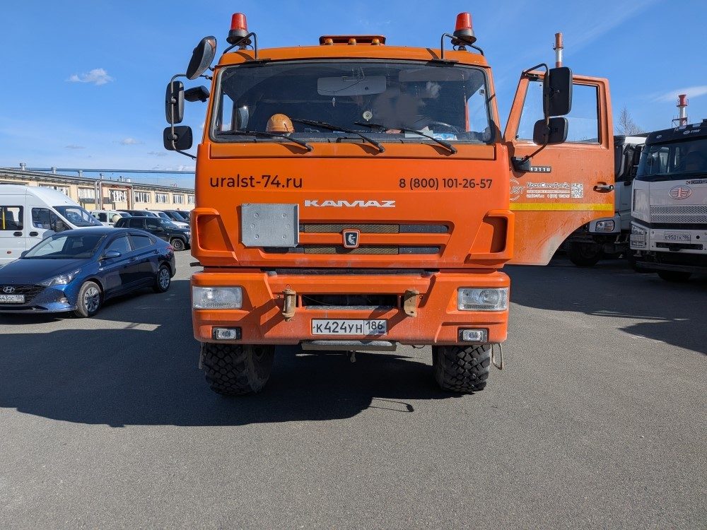 НПО 4671* на шасси КамАЗ 43118 6x6 Автотопливозаправщик