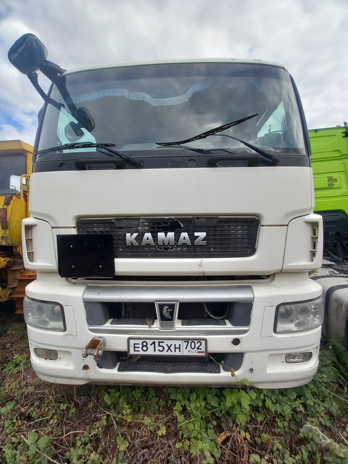 КАМАЗ 65206 6x4 Седельный тягач
