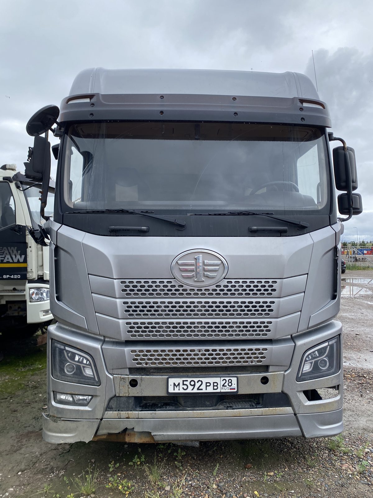 FAW JH6 4x2 Седельный тягач
