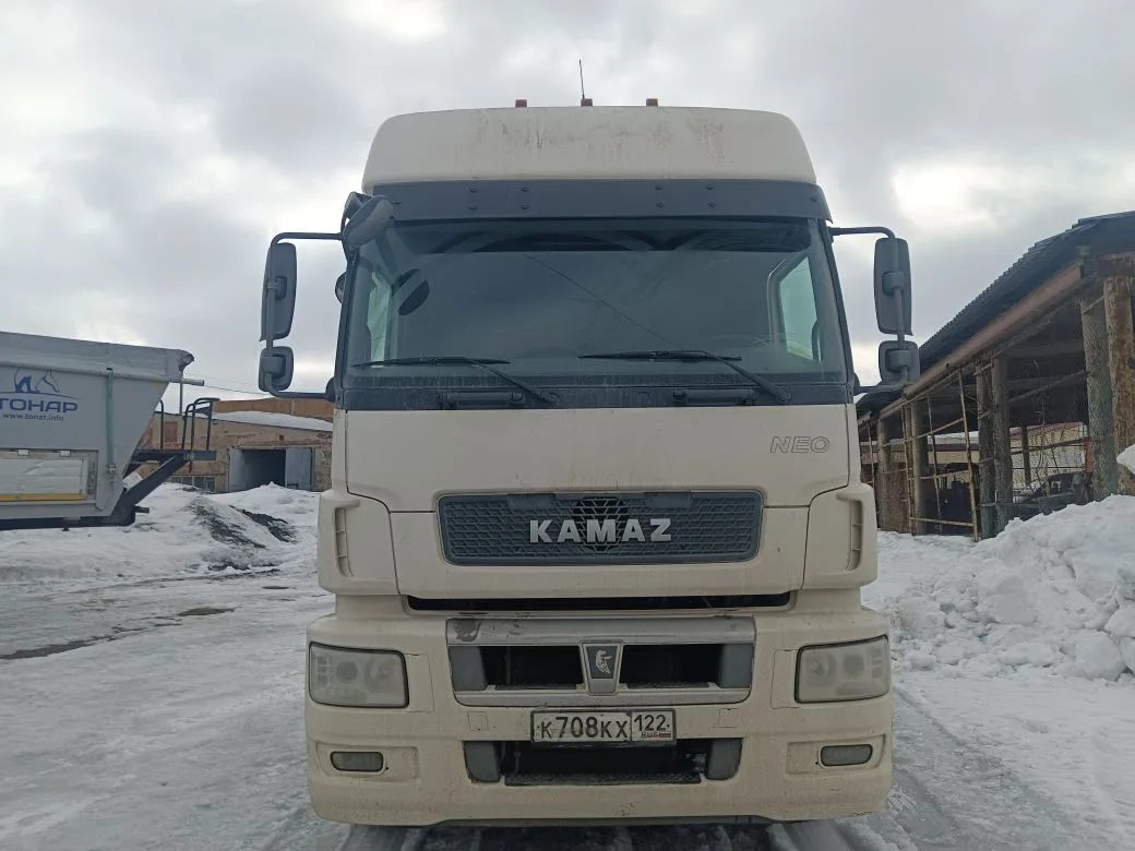 КАМАЗ 5490 4x2 Седельный тягач
