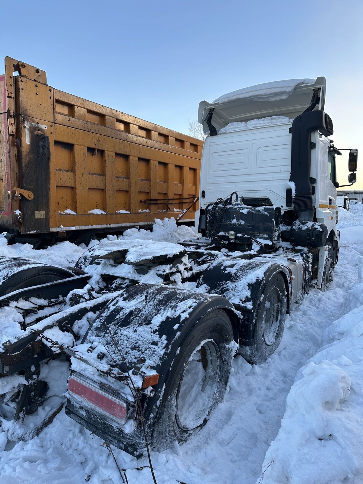 КАМАЗ 65206 6x4 Седельный тягач