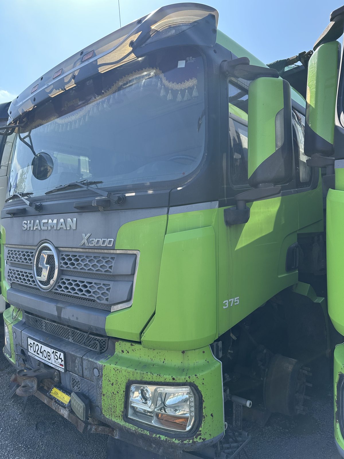 Shacman SX* 8x4 Самосвал