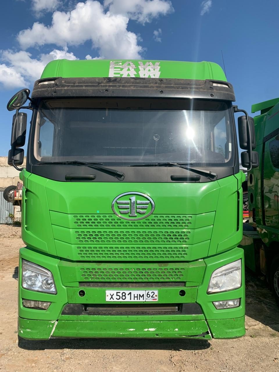 FAW JH6 6x4 Седельный тягач