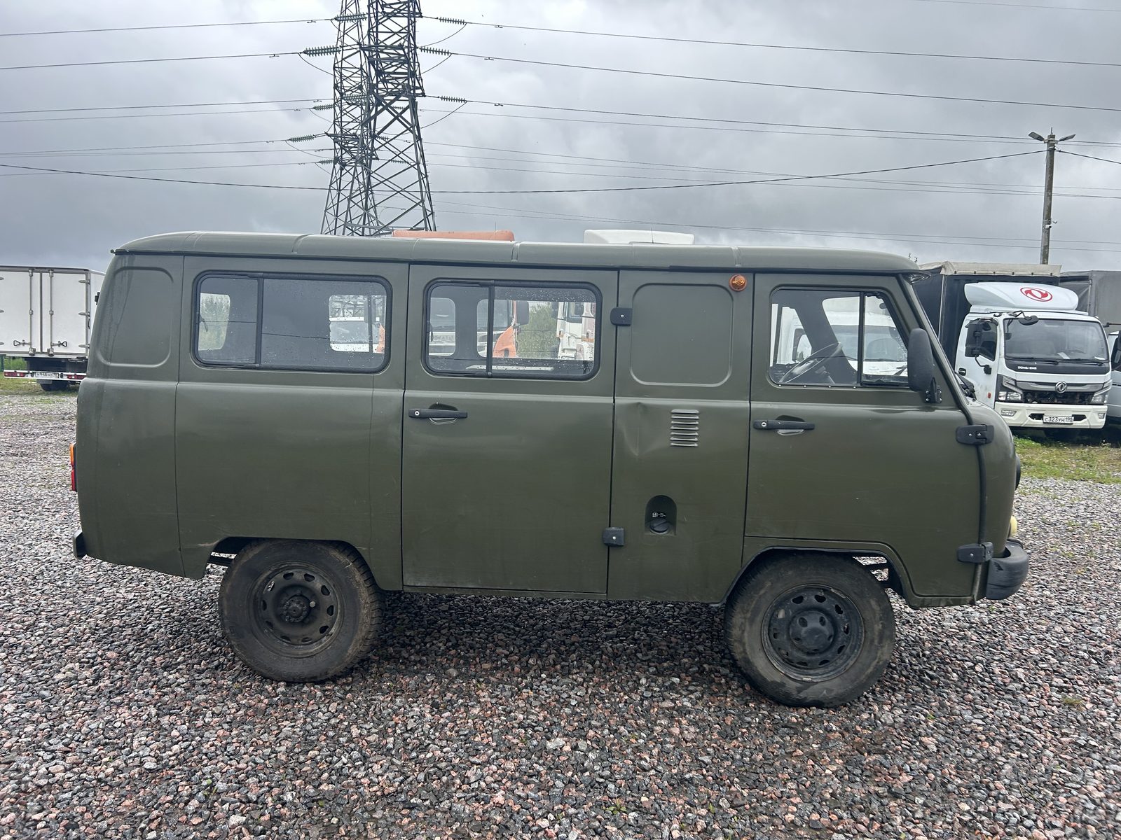 UAZ 3741* Грузопассажирский
