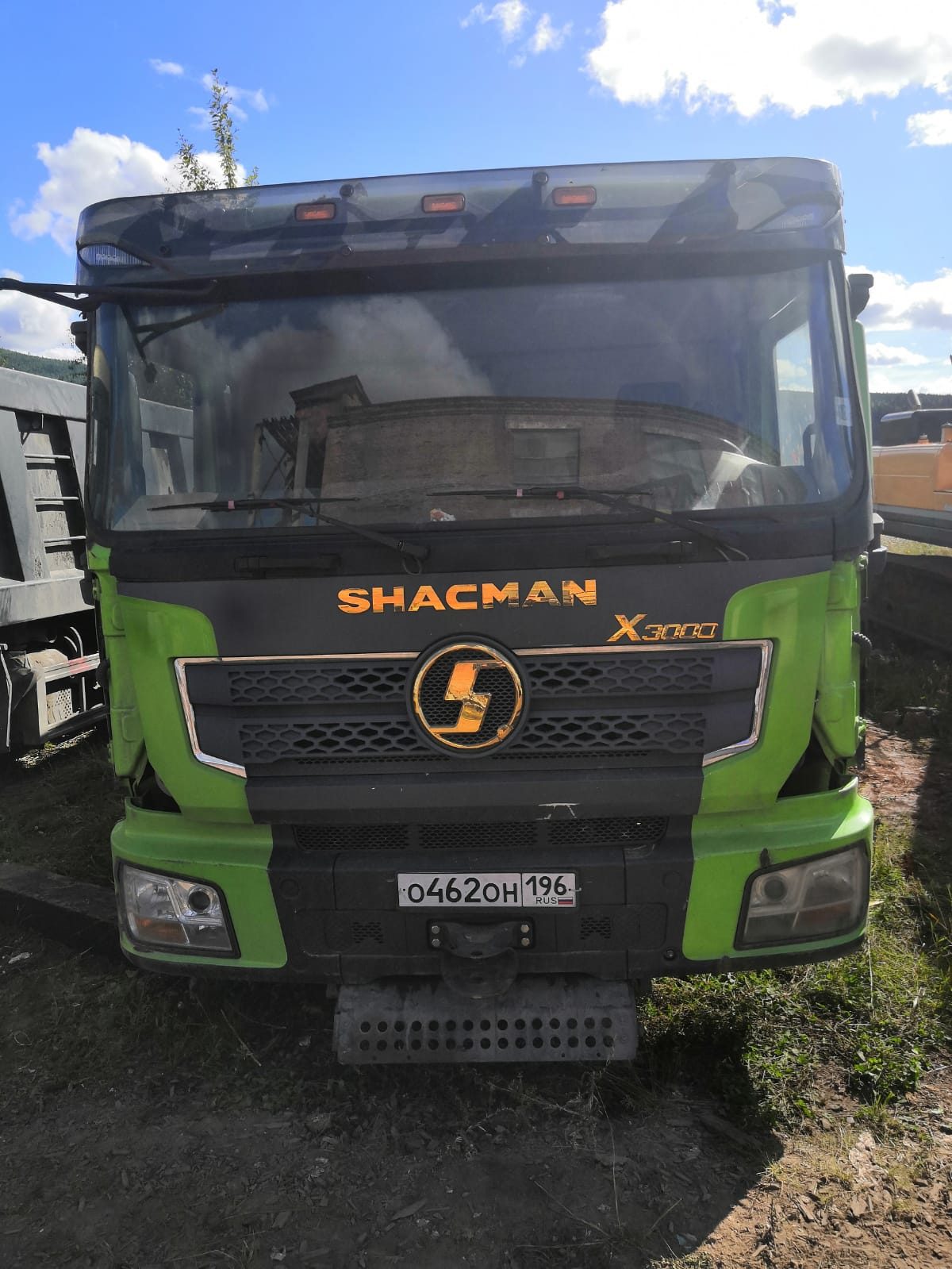 Shacman SX* 8x4 Самосвал