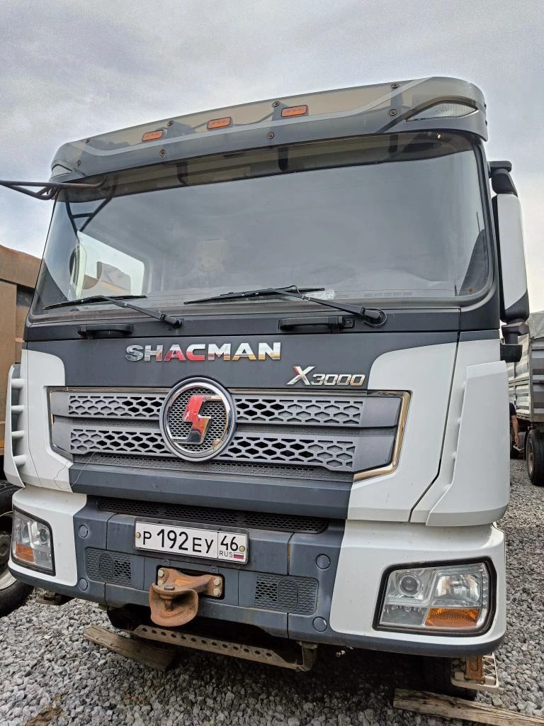 Shacman SX* 6x4 Самосвал
