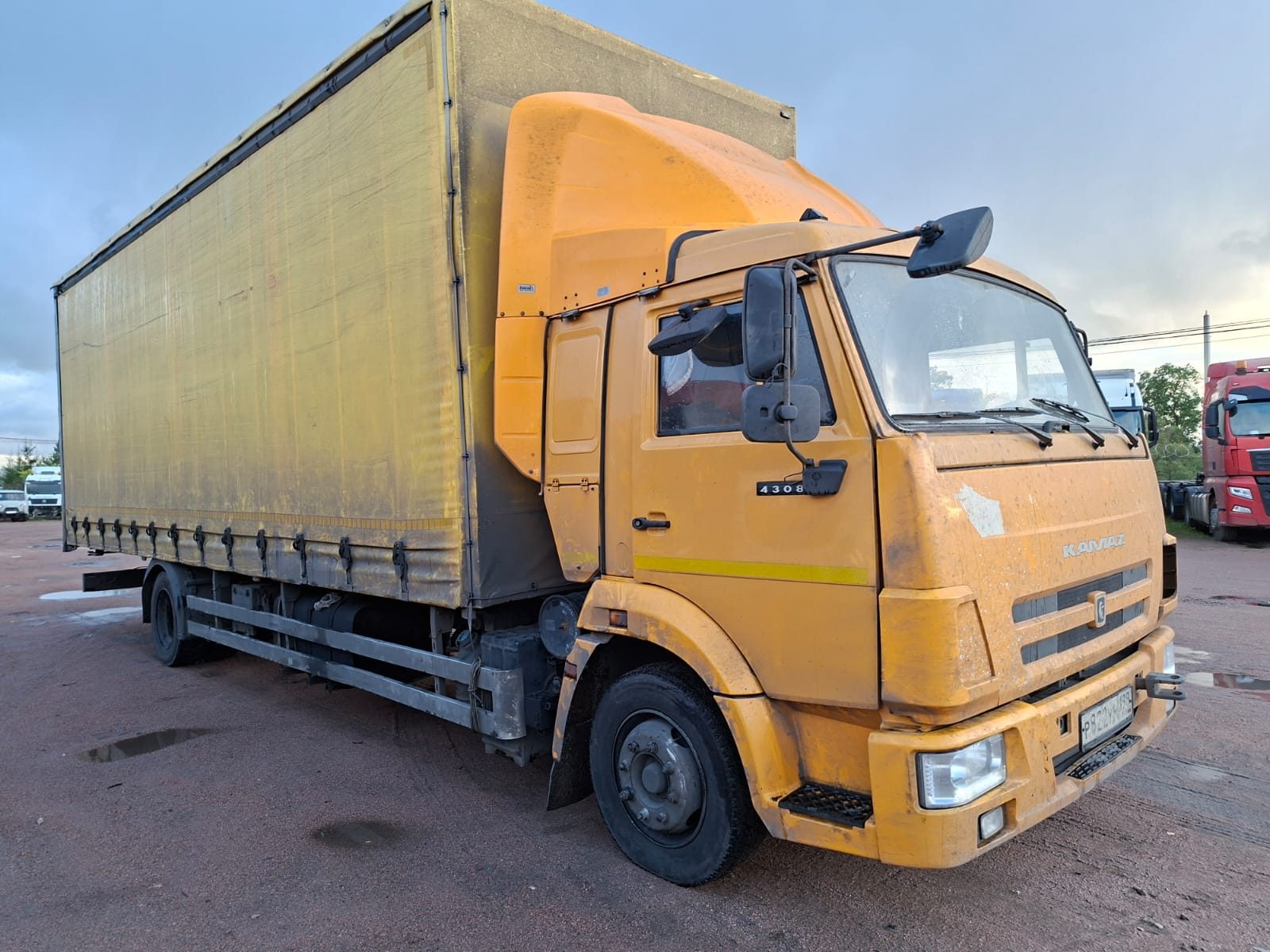 Коммерческие К7В* на шасси КамАЗ 4308 4x2 Бортовой (Евроборт)
