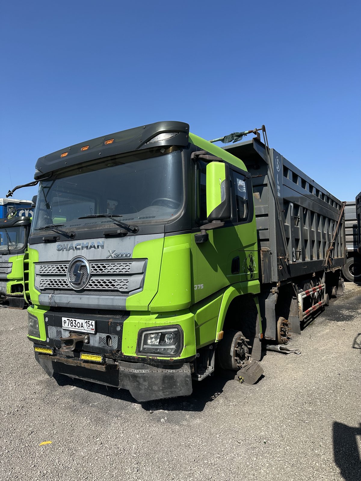 Shacman SX* 8x4 Самосвал