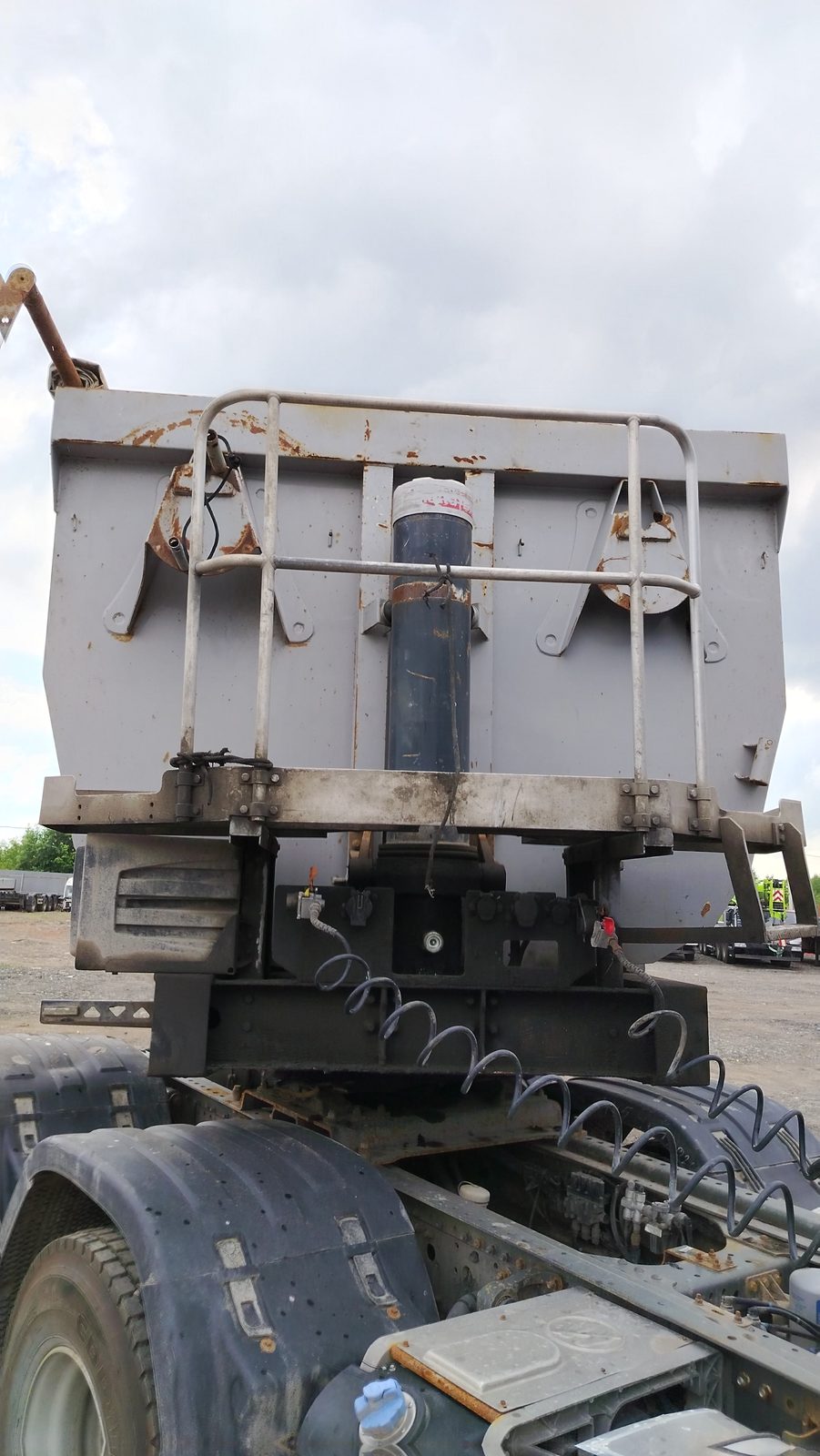 Grunwald 9453 Полуприцеп самосвальный