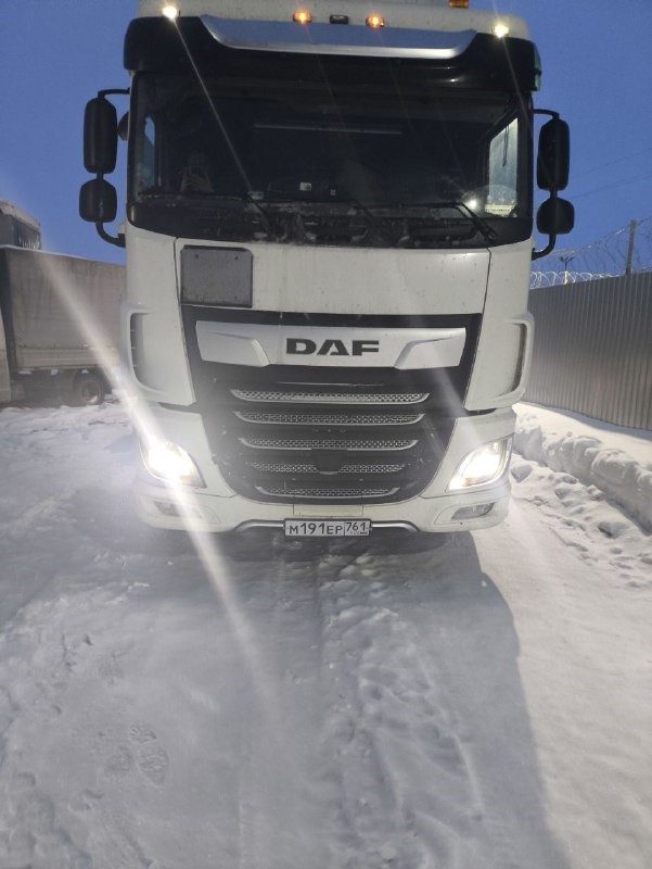 DAF XF 4x2 Седельный тягач