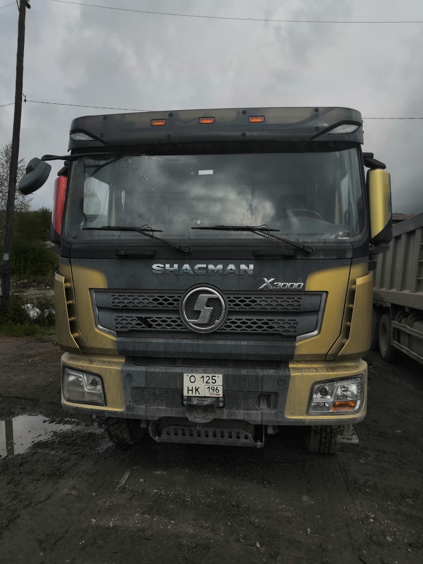 Shacman SX* 8x4 Самосвал