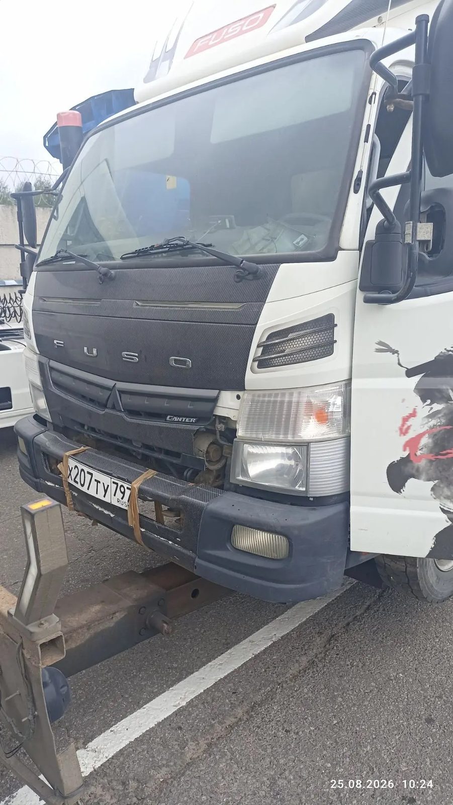 Mitsubishi Fuso Canter Изотермический/рефрижератор с гидробортом