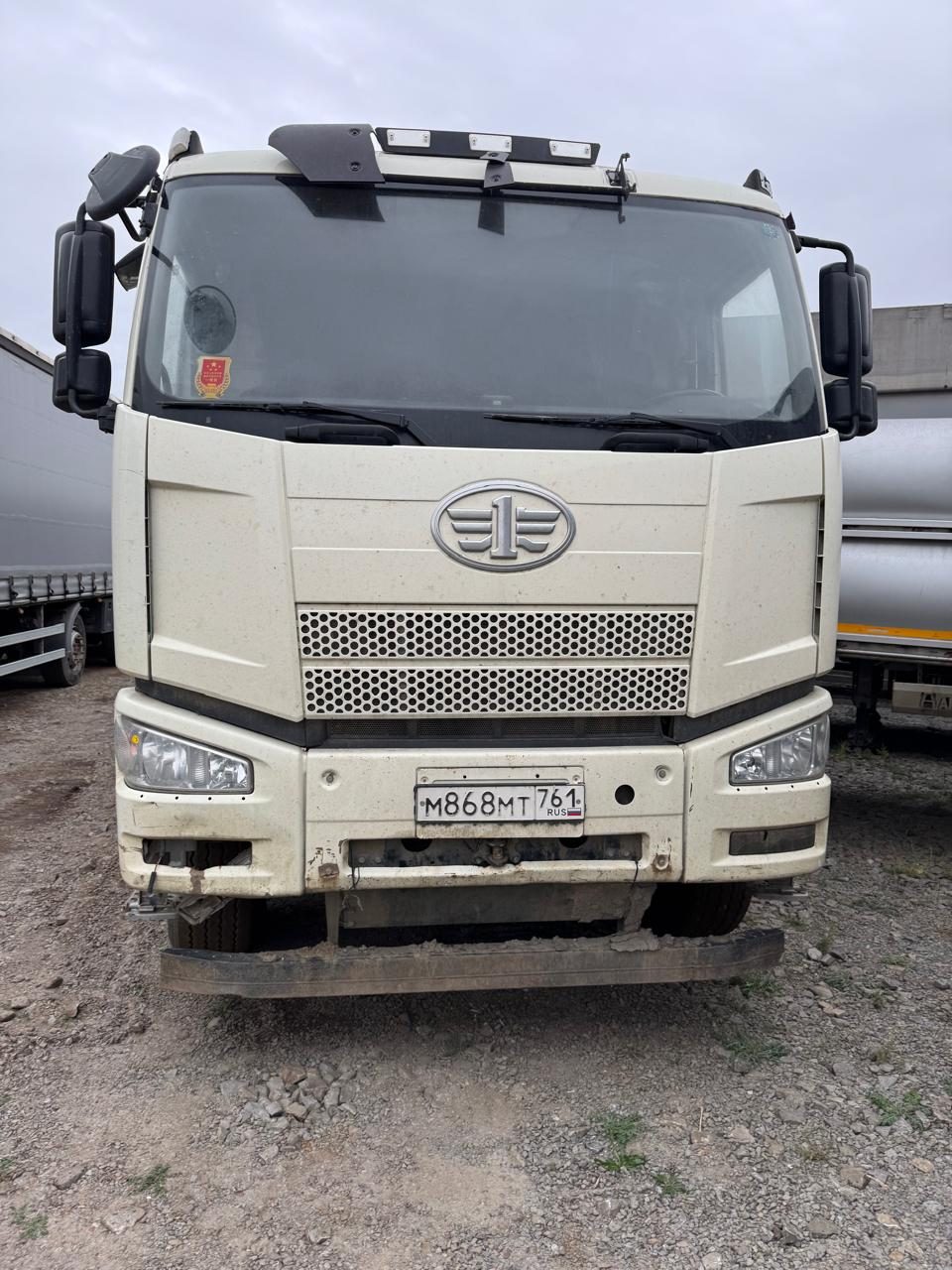 ТК 7066* на шасси FAW CA 3310 8x4 Самосвал