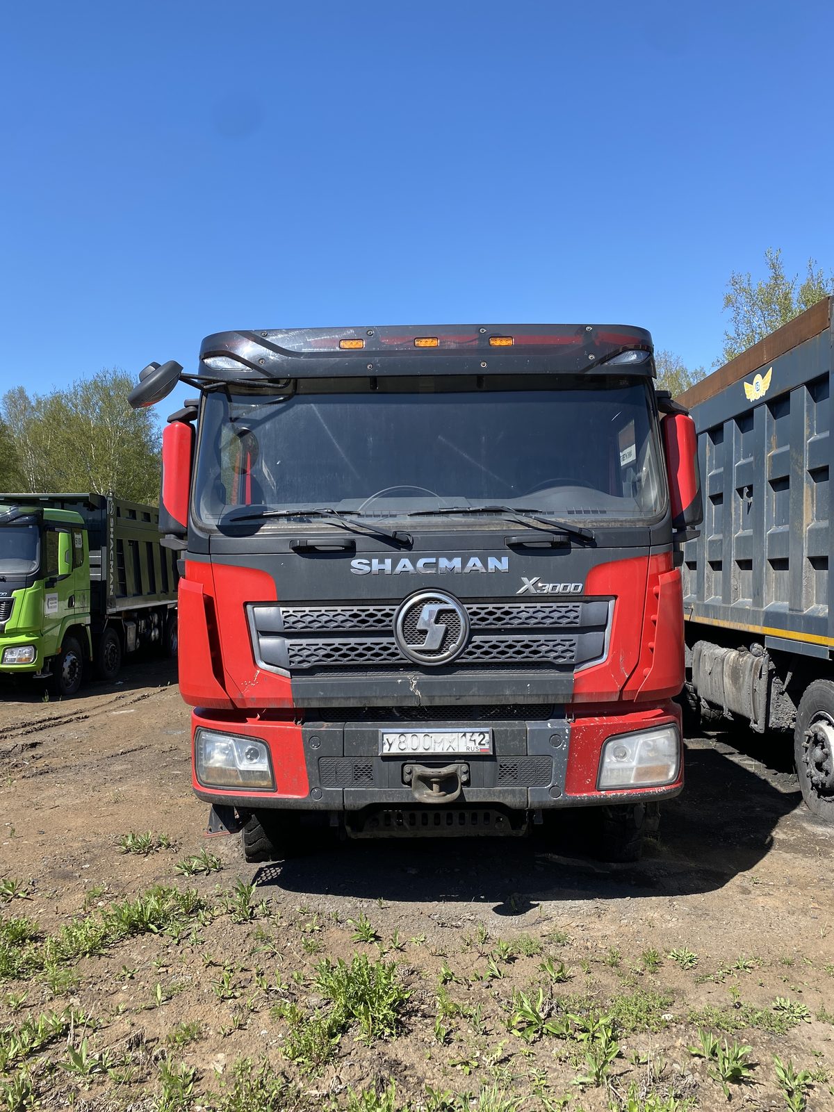 Shacman SX* 8x4 Самосвал