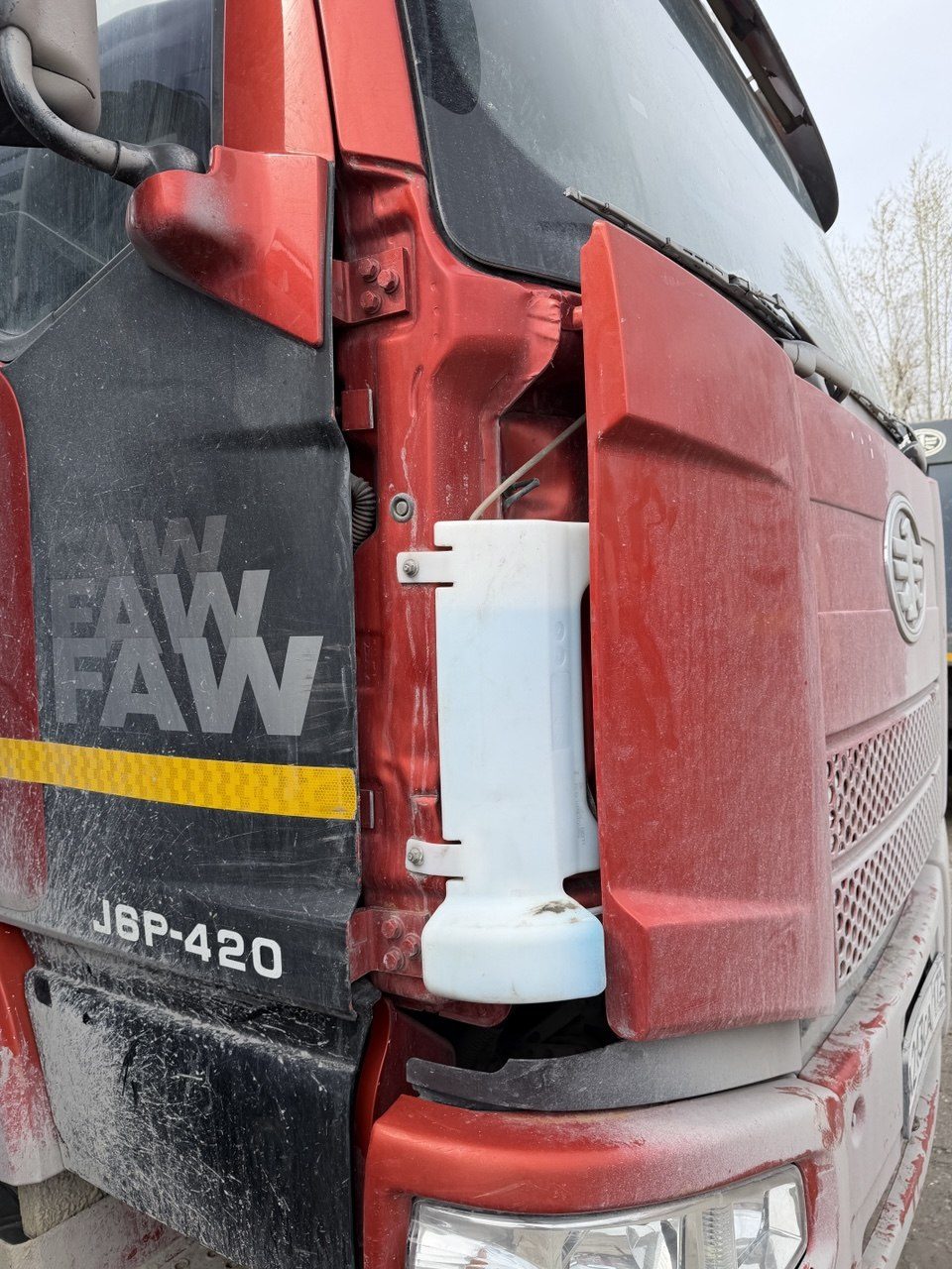 FAW J6 6x6 Самосвал
