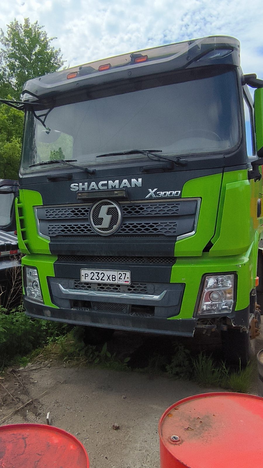 Shacman SX* 6x6 Седельный тягач
