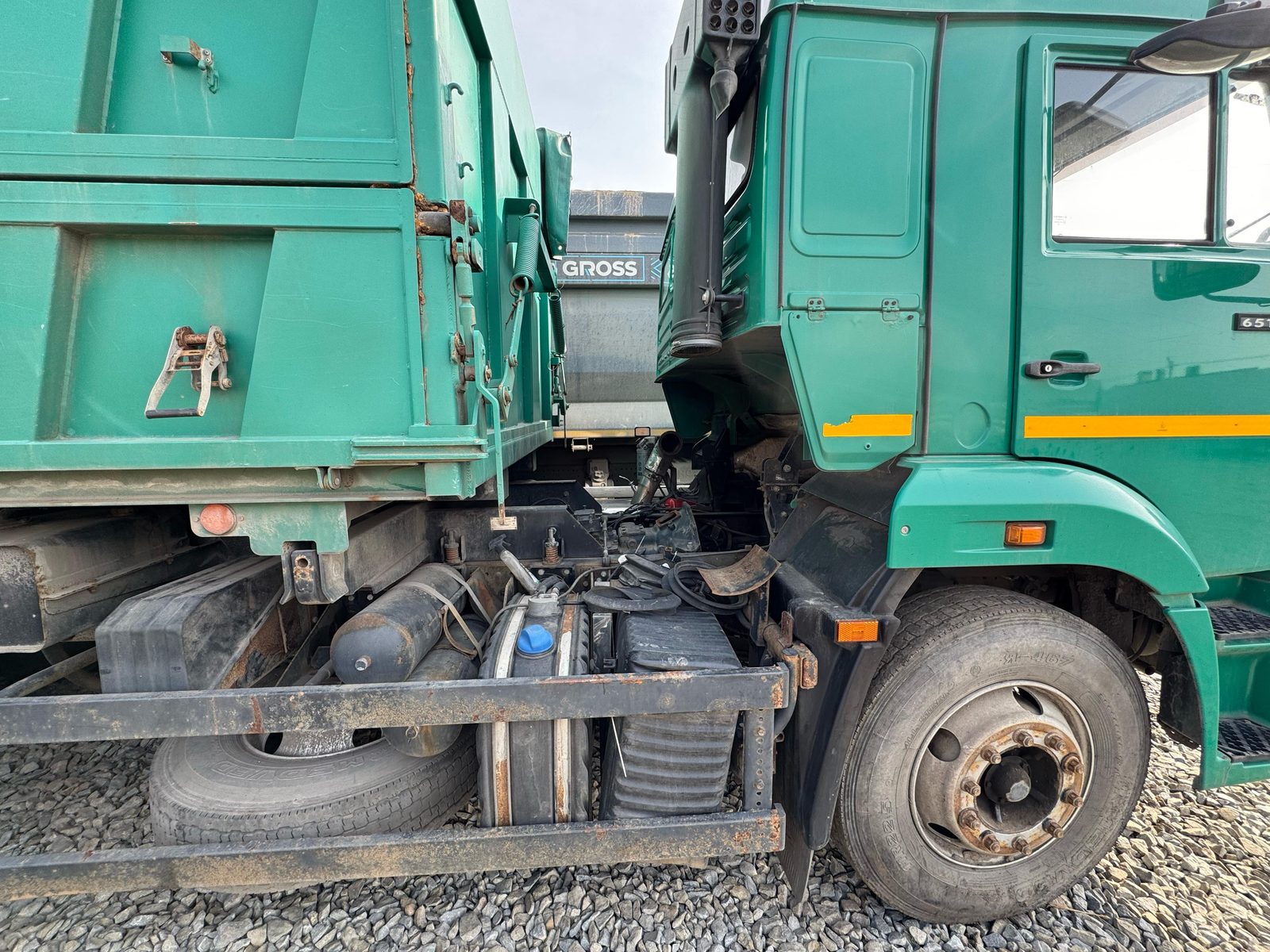 Планета 5529* на шасси КамАЗ 65115 6x4 Зерновоз