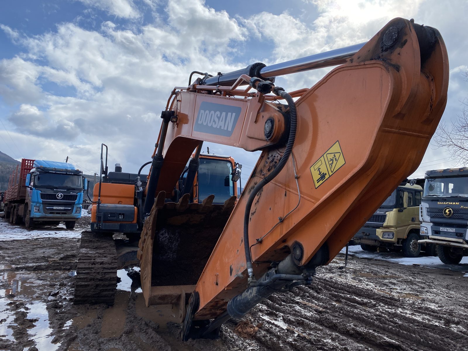 Doosan DX 300 Экскаватор