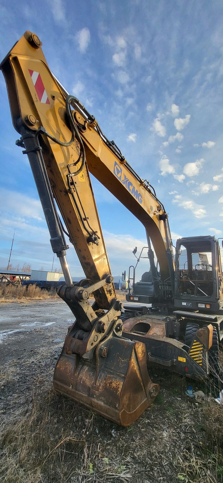 XCMG XE180* Экскаватор колесный