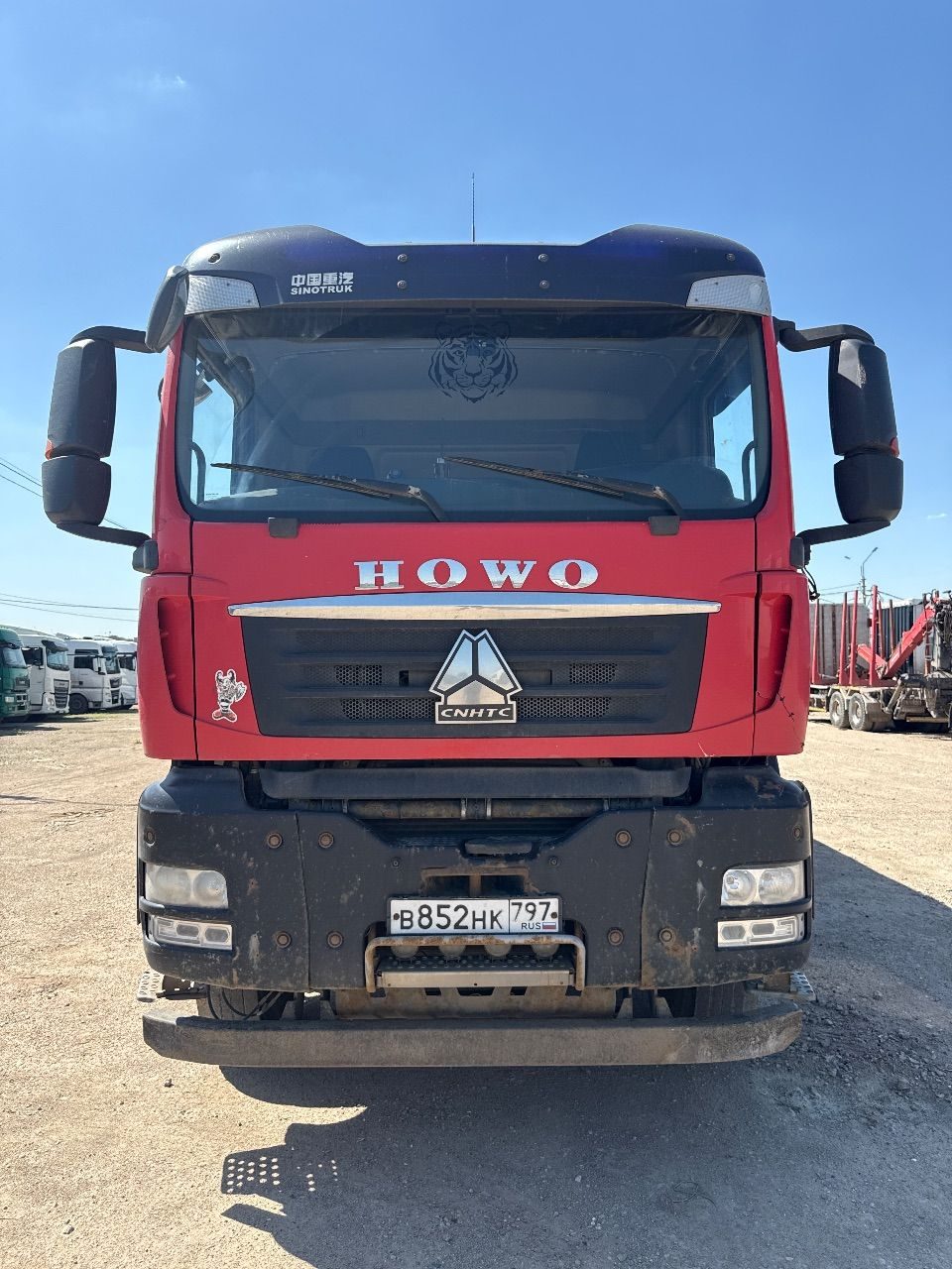 HOWO T5G 8x4 Самосвал