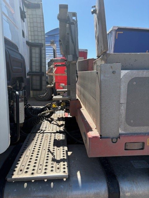 Спецприцеп 9942* Полуприцеп тяжеловоз 4 оси