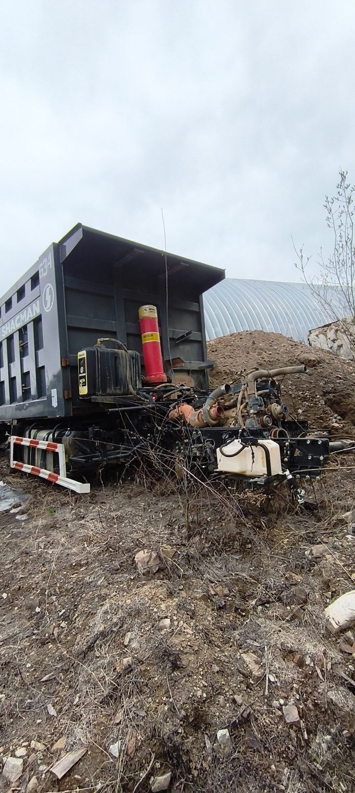Shacman SX* 6x4 Самосвал