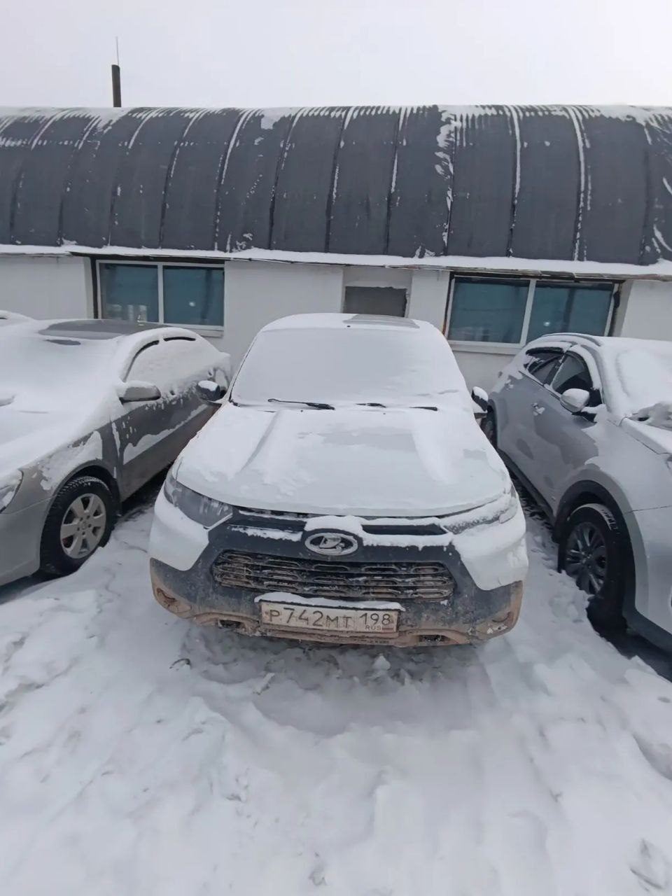 Lada Niva Travel