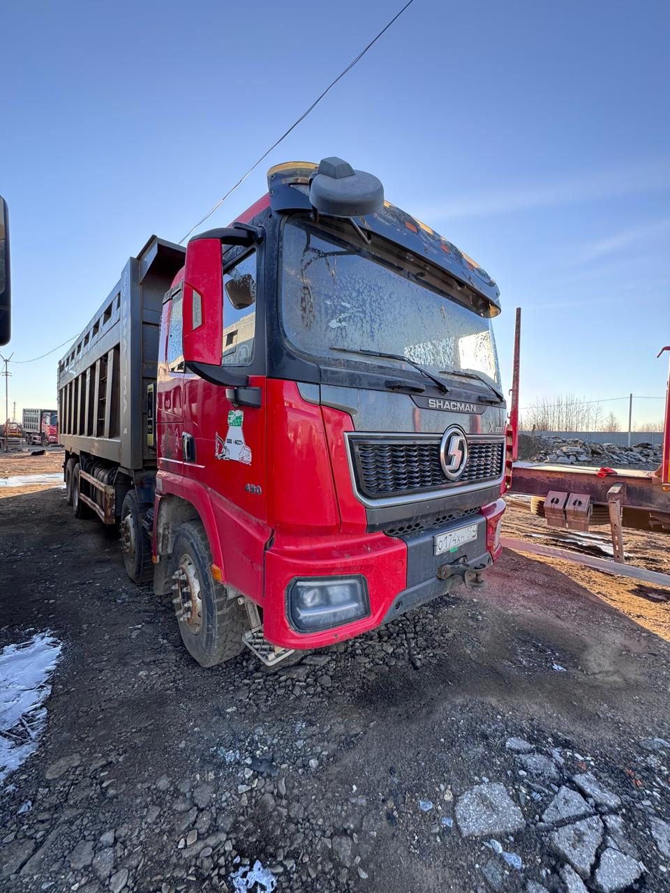 Shacman SX* 8x4 Самосвал