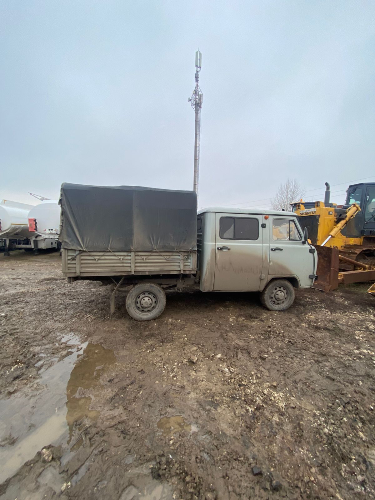 UAZ 3909* Бортовой