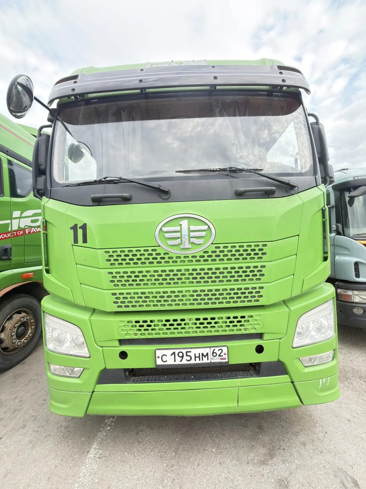 FAW JH6 6x4 Седельный тягач