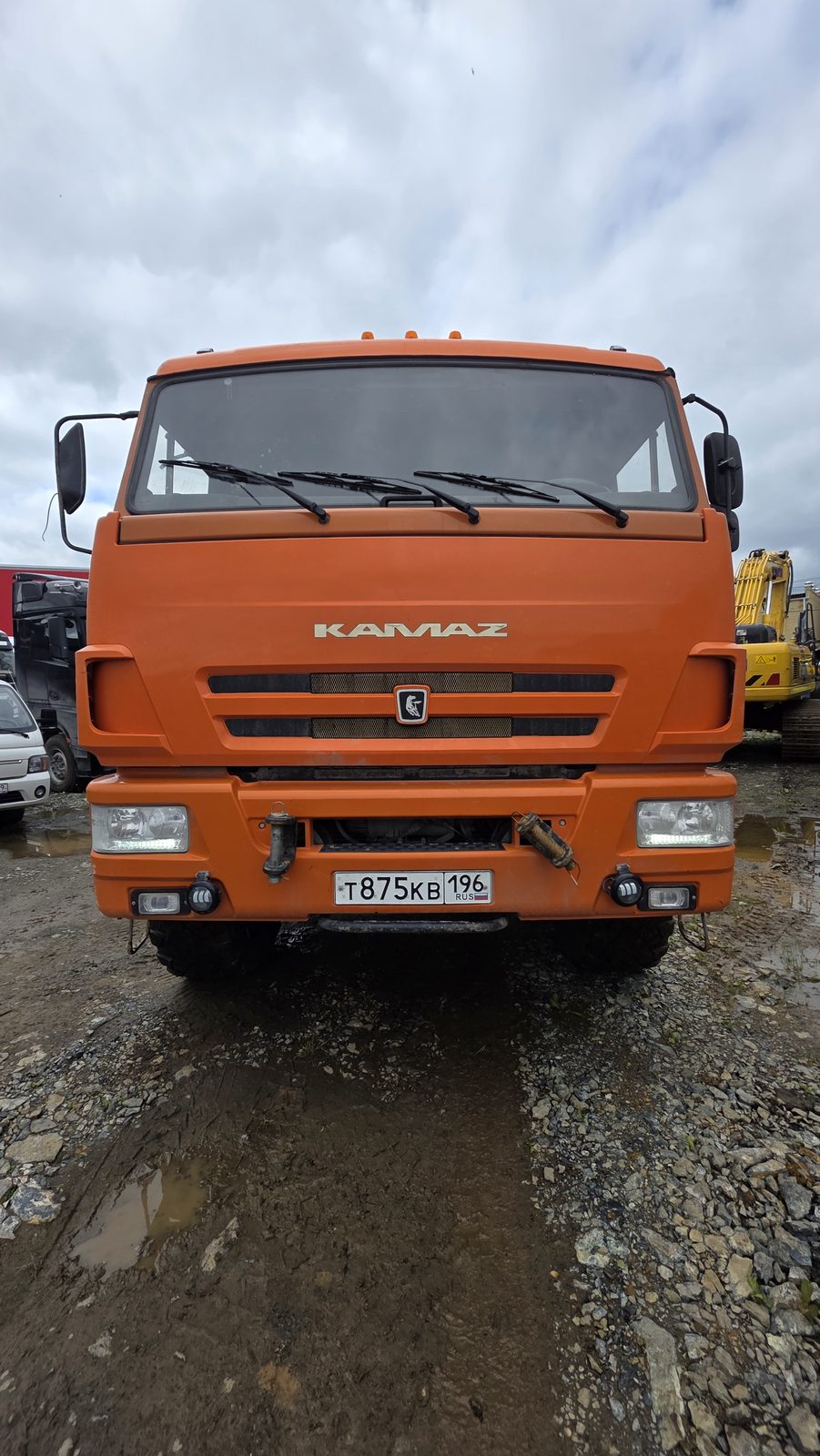 КАМАЗ 43118 6x6 Бортовой с КМУ