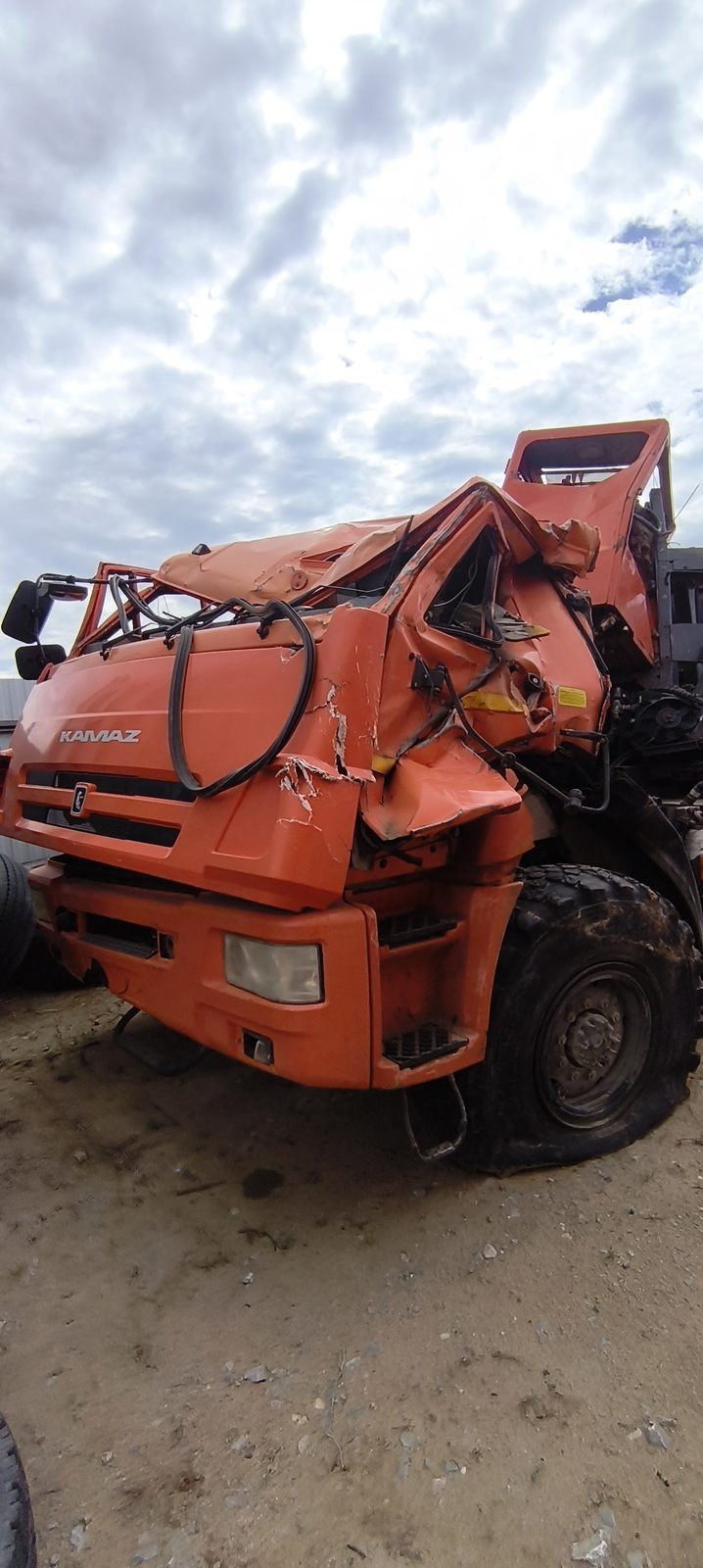СПМ 7323* на шасси КамАЗ 43502 4x4 Буровая установка