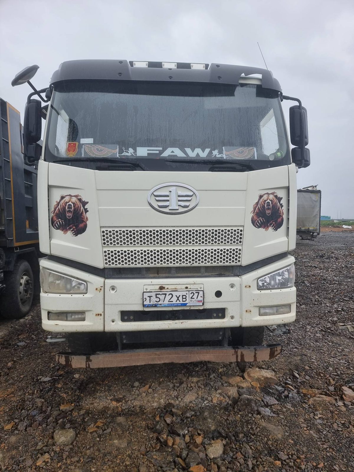 FAW J6 8x4 Самосвал