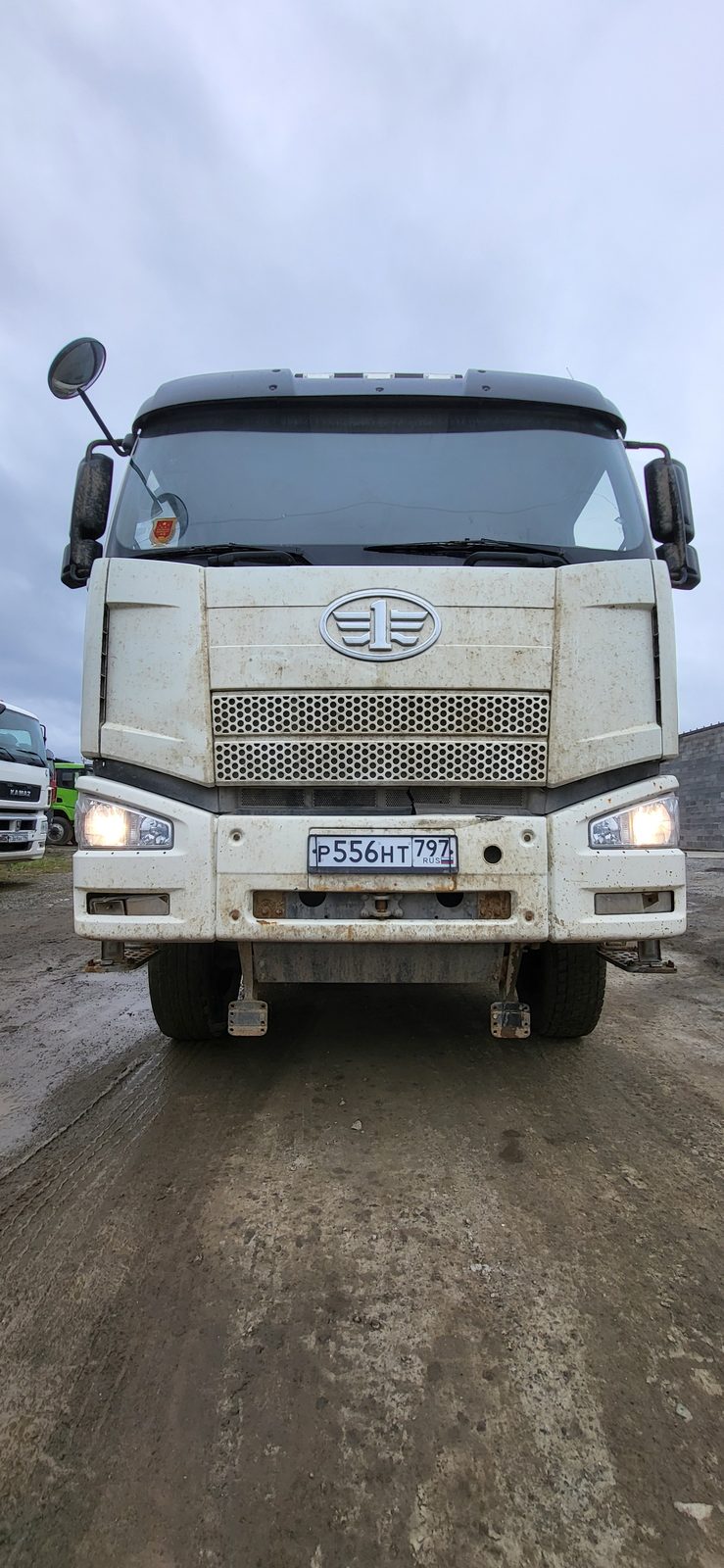 Автомастер 6589* на шасси FAW CA 3310 8x4 Самосвал