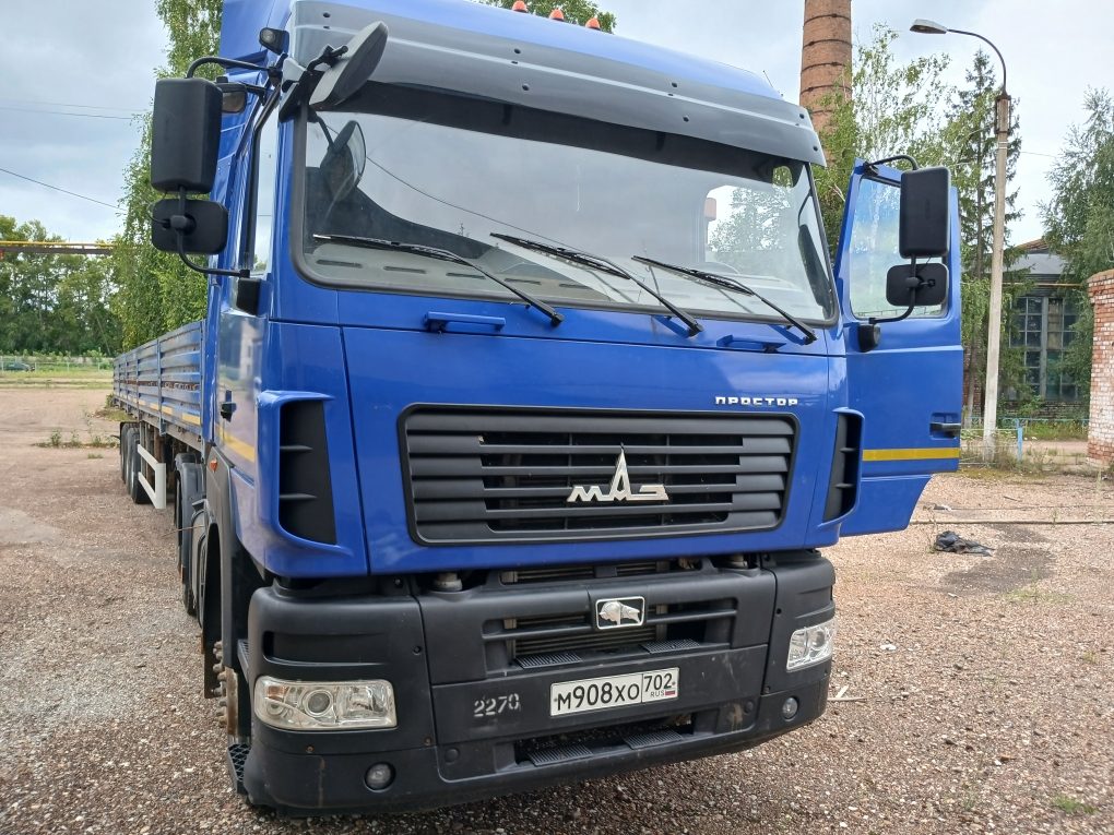 МАЗ 6430 6x4 Седельный тягач