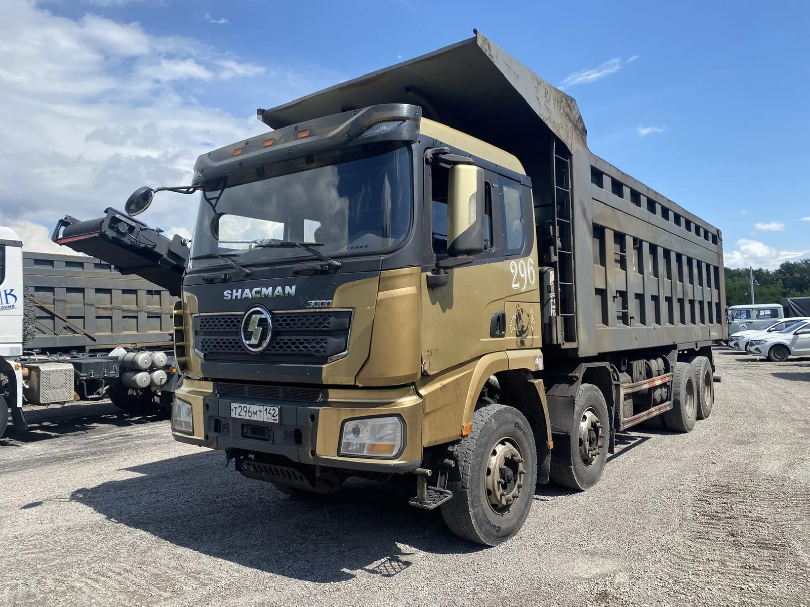 Shacman SX* 8x4 Самосвал