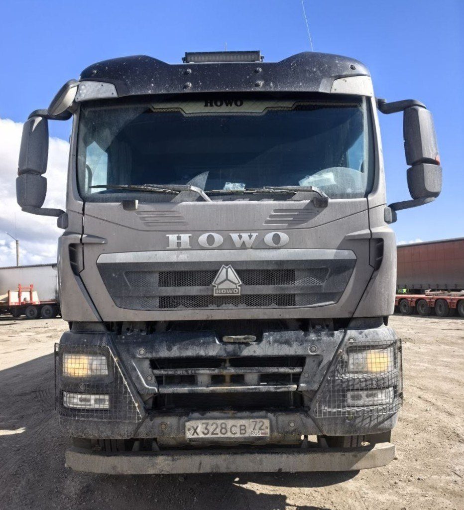 HOWO T5G 8x4 Самосвал