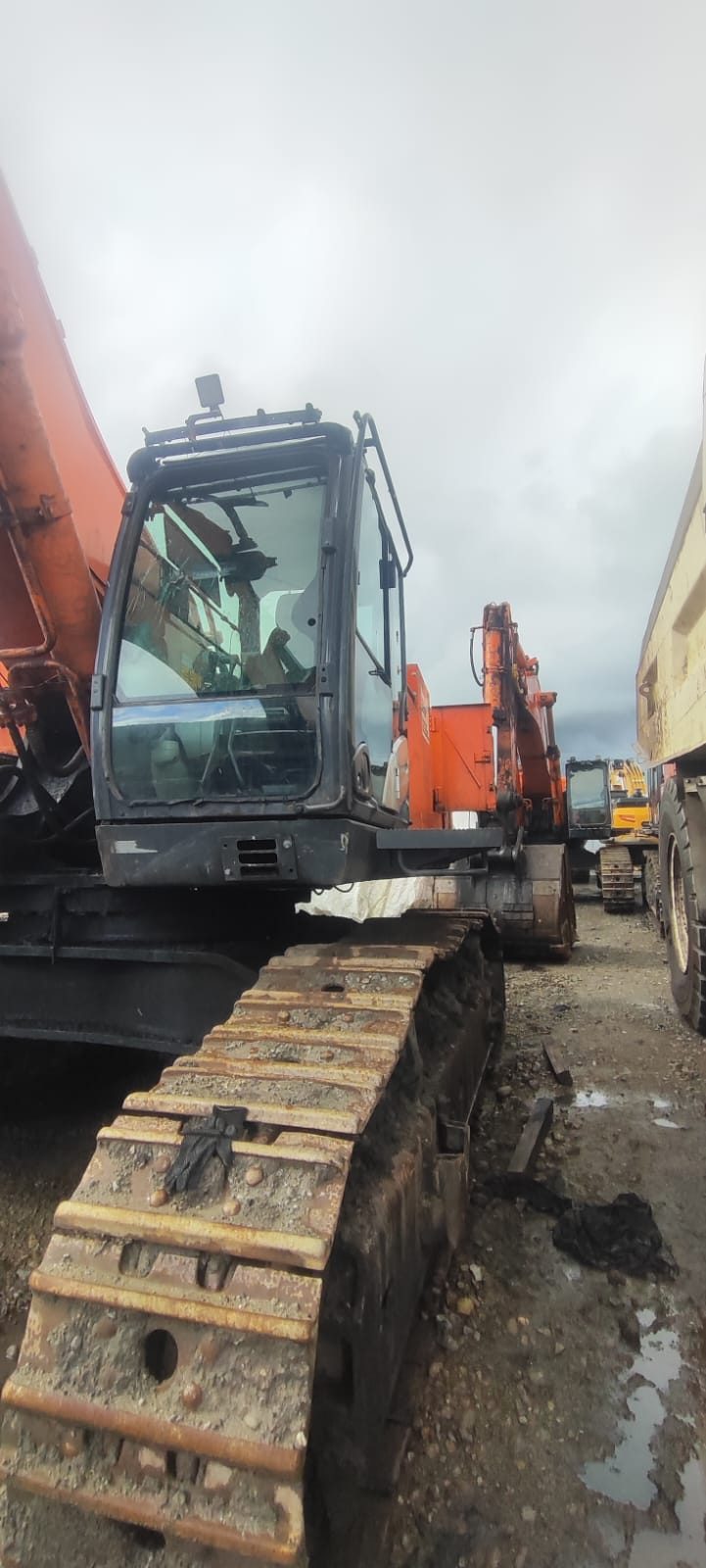 Hitachi ZX870 Экскаватор