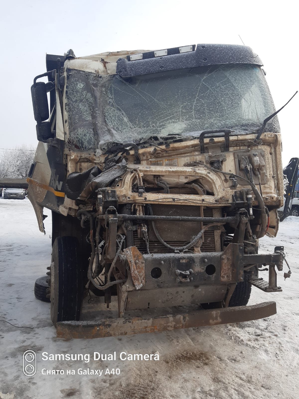 FAW J6 6x4 Самосвал