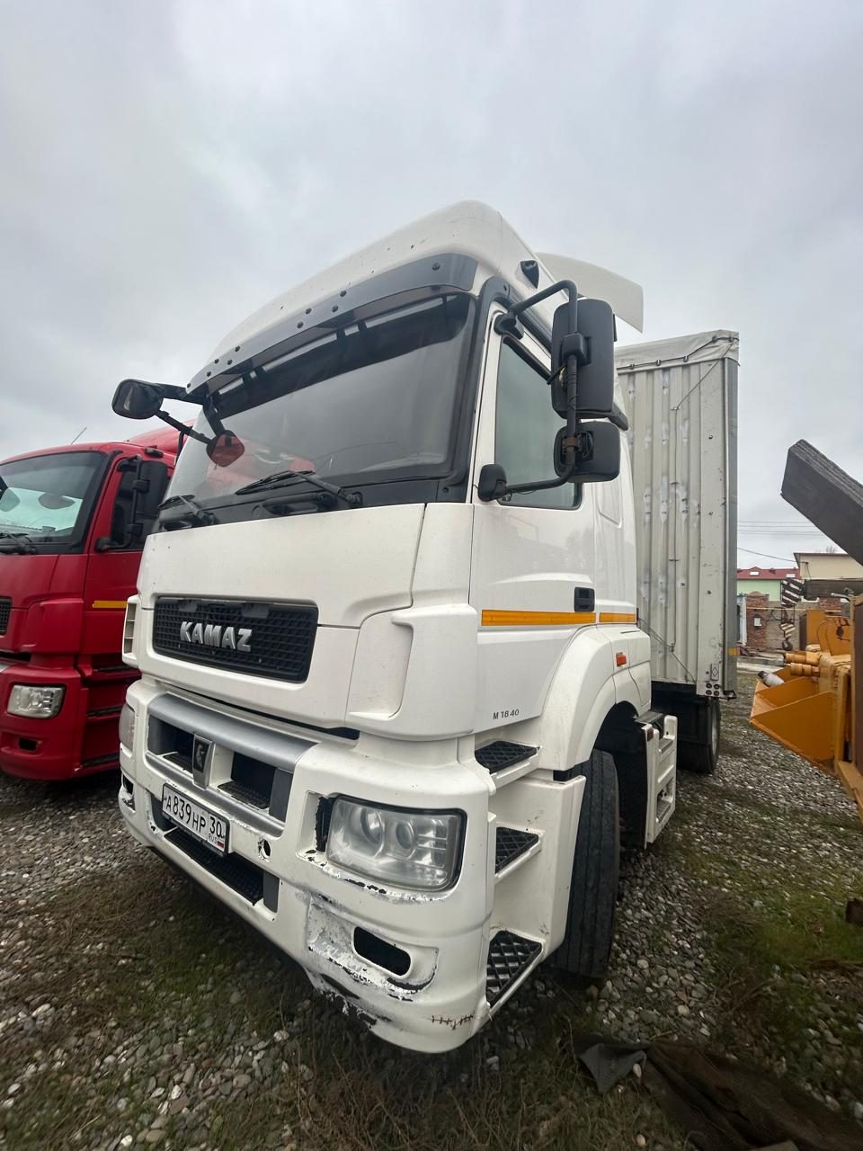 КАМАЗ 5490 4x2 Седельный тягач