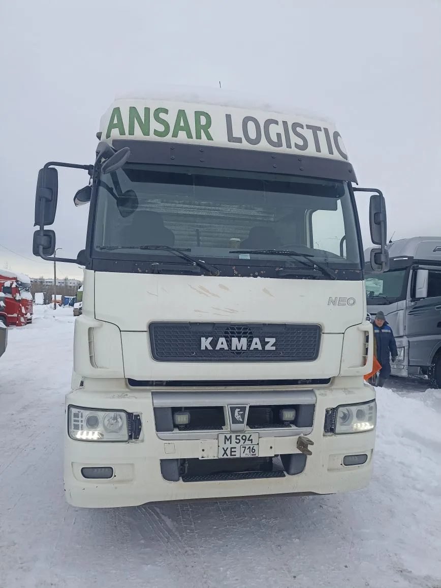 КАМАЗ 5490 4x2 Седельный тягач