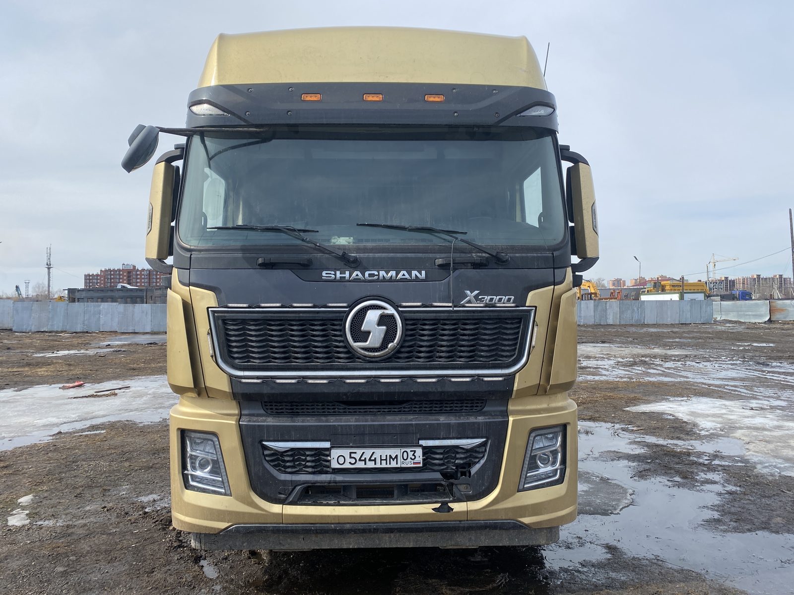 Shacman SX* 6x4 Седельный тягач