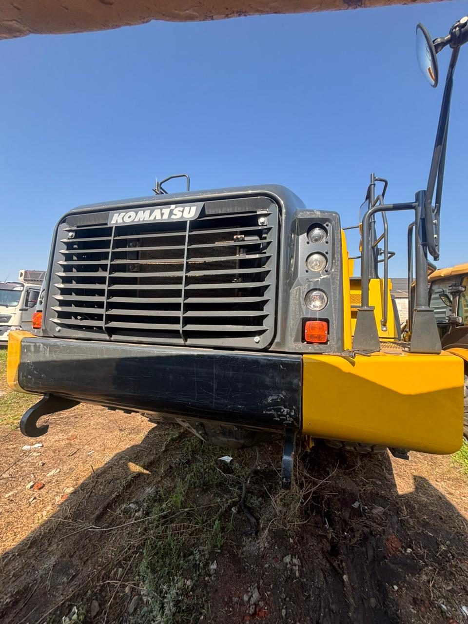 Komatsu HM400* Шарнирно-сочленённый самосвал