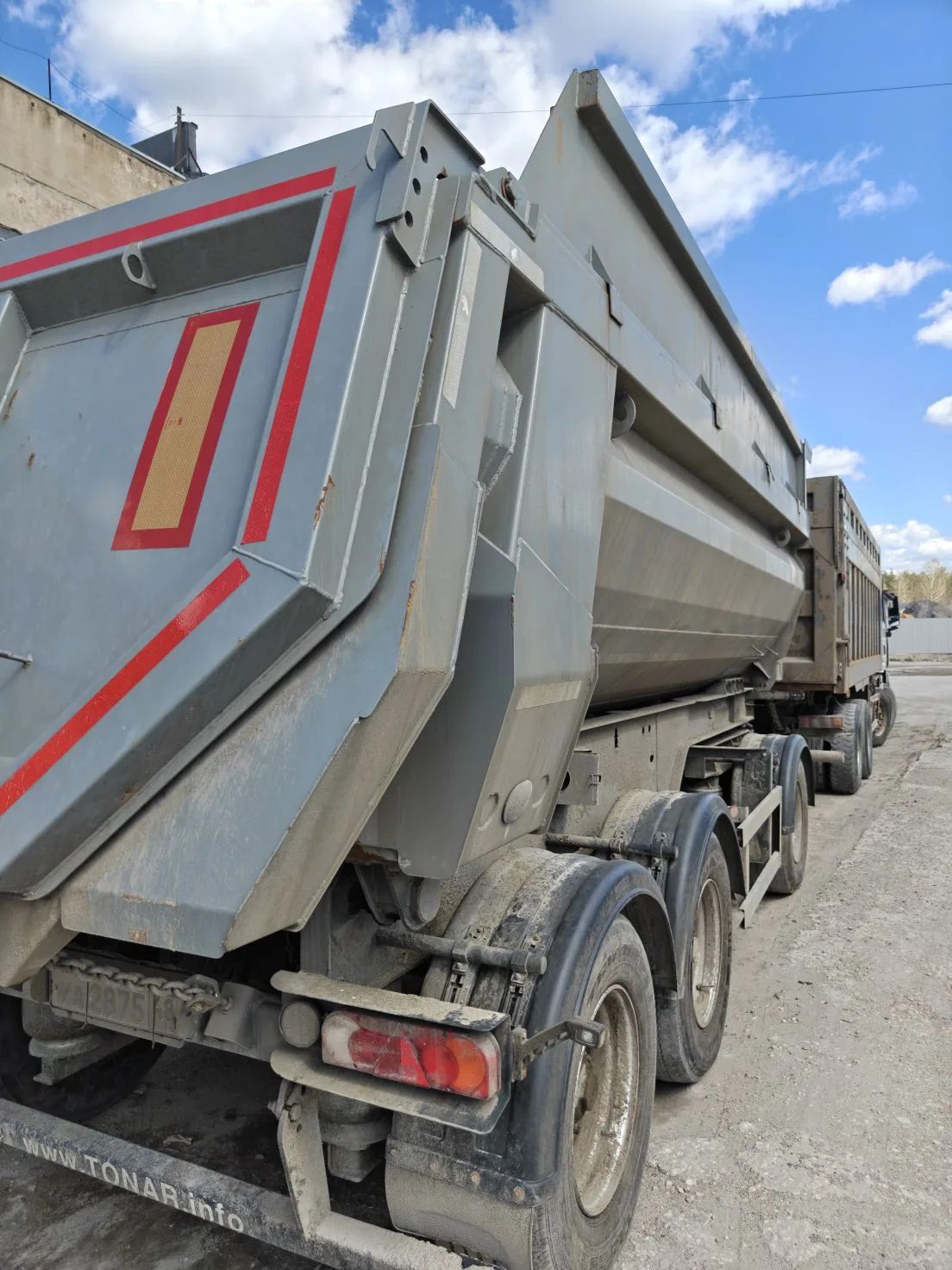 Тонар 8579 Прицеп самосвальный