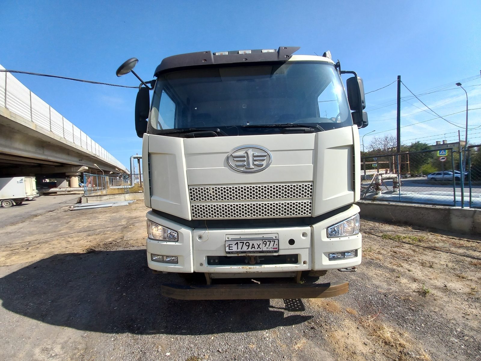 FAW J6 6x4 Седельный тягач