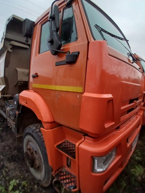 СпецАвтоКам 6522* на шасси КамАЗ 6522 6x6 Самосвал